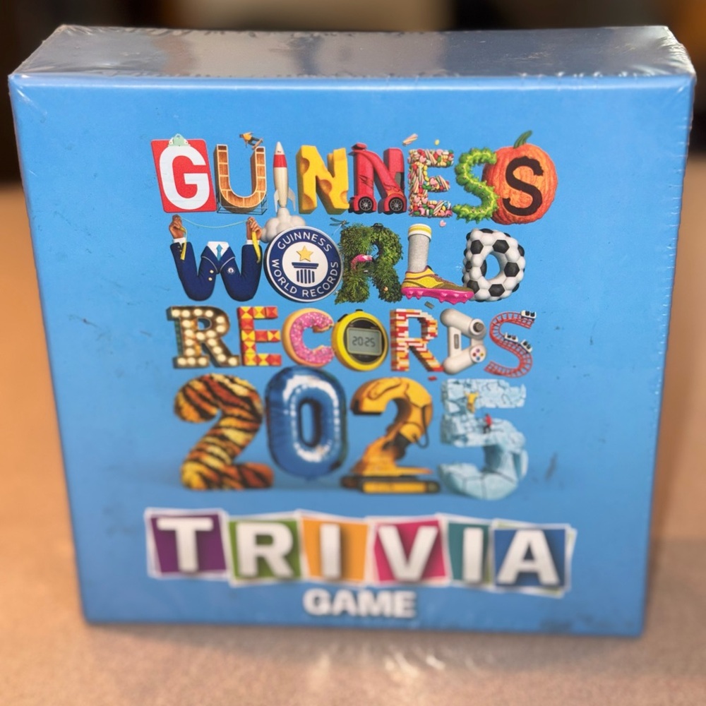 Guinness World Records 2025 Trivia Game NEW Sealed Family Party Game